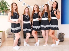 Enthousiasteling, Groep, Likken, Masturbatie, Kut duiken, Geschoren, Strippen, Tieten likken