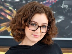 Dormitorio, Tetas grandes, Morena, Estilo perrito, Corridas faciales, Cabello corto, Flaco, Adolescente