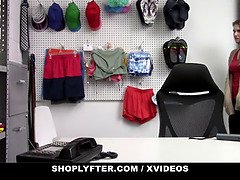 Afpersing, Blond, Gevangen, Hd, Stiefmoeder, Strippen