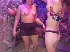 Européenne, Indienne, Fille latino, Lesbienne, Mature, Mère que j'aimerais baiser, Chatte, Adolescente