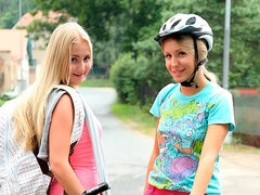 Grosser arsch, Grosse titten, Blondine, Fingern, Lesbisch, Lecken, Masturbation, Erotischer film