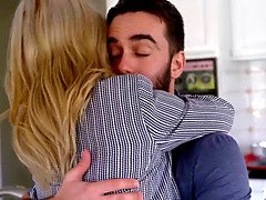 Stud fucking a hot blonda cougar from below as she rails him