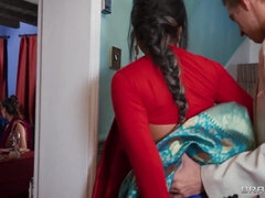 Asiatique, Sucer une bite, Plantureuse, Tir de sperme, Indienne, Mère que j'aimerais baiser, Fête, Public