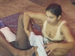 All-natural desi beauty has explicit sex videos