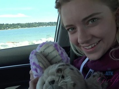 Leie, Blasen, Aufs gesicht abspritzen, Fingern, Handjob, Küssen, Dürr, Titten