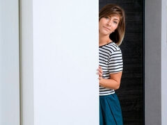 Любители, Жопа, Брюнетки, Мастурбация, Натуральные сиськи, Короткая стрижка, Тощие, Соло