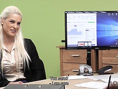 面接, 美人, ブロンド, エロ熟女, Hd, 母, お金, フェラする