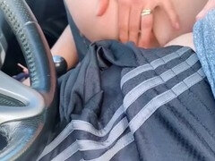 Beso negro, Coche, Atrapados, Pareja, Hablar sucio, Madres para coger, Piscina, Público