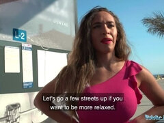 Gros seins, Sucer une bite, Queue, Énorme, Public, Rugueux, Espagnole, String