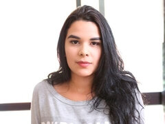 Tetas grandes, Morena, Pajear, Lamidas, Tetas naturales, Estriptis, Tatuaje, Adolescente