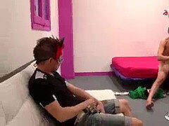 Leie, Blasen, Paar, Spermaladung, Europäisch, Maske, Realität, Flotter dreier