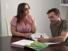 Grote kont, Bruinharig, Sperma shot, Schattig, Lul, Brillen, Hardcore, Realiteit