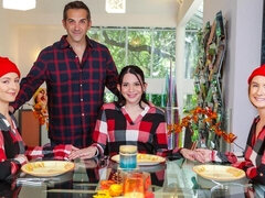 18 jaar, Schattig, Grote kont, Grote lul, Grote mammen, Pijpbeurt, Orgie, Tiener