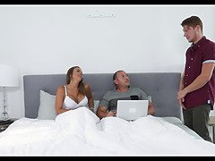 In den arsch, Grosser arsch, Geschnappt, Handjob, Wichsen, Mutti, Sohn, Stiefmutter