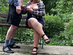 Wohlbeleibte schöne frauen, Grosse titten, Behaart, Reif, Milf, Im freien, Öffentlich, Titten