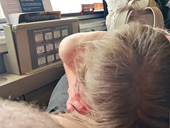 Real homemade girlfriend in sex and blowjob in a risky public train