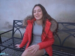 Sucer une bite, Tir de sperme, Hôtel, Lingerie, Culottes ou slips, Public, Réalité, Maigrichonne