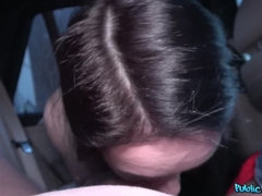 Leie, Blasen, Braunhaarige, Auto, Aufs gesicht abspritzen, Handjob, Im freien, Pov