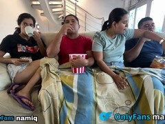 Enthousiasteling, Tante, Oudere vrouw, Groep, Indisch, Moeder die ik wil neuken, Feest, Kut duiken