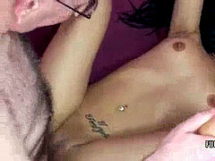 Leie, Blasen, Studentin, Hochschule, Paar, Latina, Zierlich, Jungendliche (18+)