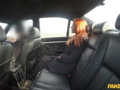 Sucer une bite, Tromperie, Ferme, Doigter, Petite amie, De plein air, Police, Chatte