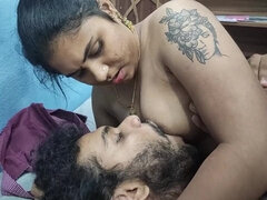 Asombroso, Anal, Tetas grandes, Mamada, Morena, Penetracion con dedos, Pajear, Puta