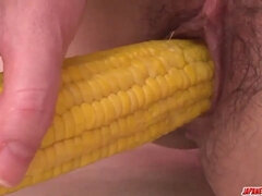 Naomi Sugawara flaunts her amazing body in solo Japanese porn