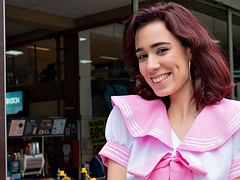 Большие сиськи, Брюнетки, Латиноамериканки, Лизание, На публике, Застенчивая, Тощие, Молоденькие