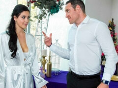 Chambre à dormir, Grosse bite, En levrette, Seins naturels, Chatte, Jarretelles, Adolescente, Nénés