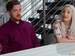 In den arsch, Betrug, Paar, Kleid, Brille, Milf, Pov, Tätowierung