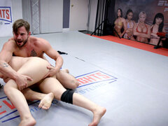 Hardcore wrestling sex with Carmen Valentina