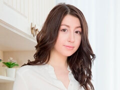 Blasen, Braunhaarige, Küssen, Rasiert, Dürr, Rock, Strümpfe, Titten