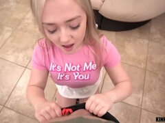 Sucer une bite, Rondelette, Tir de sperme, Fille, Pov, Rasée, Belle mère, Adolescente