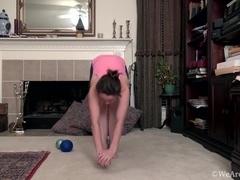 Cul, Brunette brune, Poilue, Nue à poil, Mamelons bombés, Tatouage