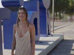 Strand, Flashen, Nackt, Natürlichen titten, Piercing, Öffentlich, Tätowierung, Spanner