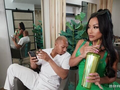 Culo grande, Tetas grandes, Mamada, Morena, Estilo perrito, Interracial, Madres para coger, Tetas