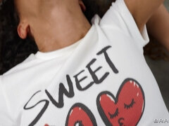 Sucer une bite, Habillées, 2 femmes 1 homme, Hard, Léchez, Nue à poil, Plan cul à trois