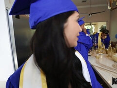 Mamada, Universidad, Fiesta