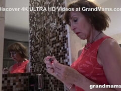 Frau, Oma, Behaart, Hd, Riesendildo, Masturbation, Solo, Ablutschen