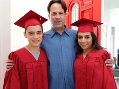 Incroyable, Salle de bains, Sucer une bite, En levrette, Doigter, Branlette thaïlandaise, Chatte, Soeurs