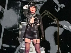 Braunhaarige, Klaffend, Latex, Masturbation, Solo, Strümpfe, Spielzeuge, Vintage