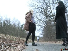 お尻, 指いじり, 彼女, レズビアン, なめる, アウトドア, オマンコ, スパンキング