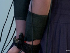 Bondage domination sadisme masochisme, Gode, Face assise, Lesbienne, Punition, Chatte, Rousse roux, Rasée