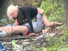 Enthousiasteling, Blond, Hardcore, Hd, Spion, Tiener, Tieten likken