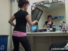 Enthousiasteling, Aziatisch, Grote kont, Bruinharig, Grappig, Hd, Hakken, Pornster