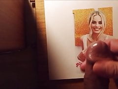 Tribute for Margot Robbie's printed photo