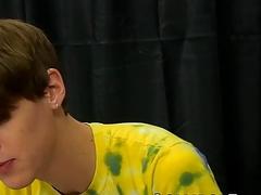 Twinks sucking big dicks and lollipops