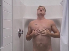 Dom Manmeat is at the gym working out all his muscles.