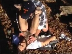 Dos machos follando al aire libre 8