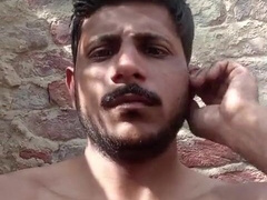 Highly Mind-blowing fellow in douche displaying his sexy figure to his worshippers